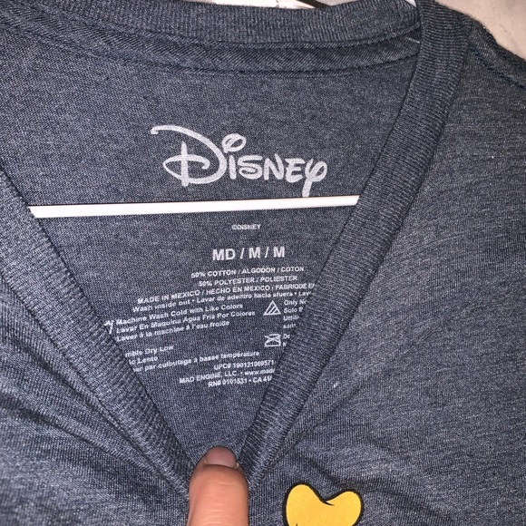 Mickey & Friends Mens Shirt Size Medium - Picture 3 of 4